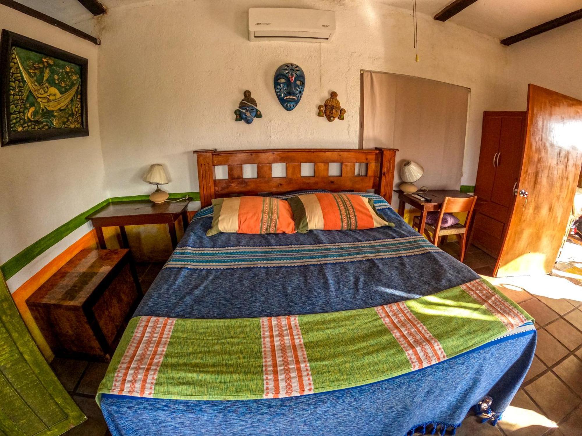 Casa Artista Bed & Breakfast Манзанило Екстериор снимка