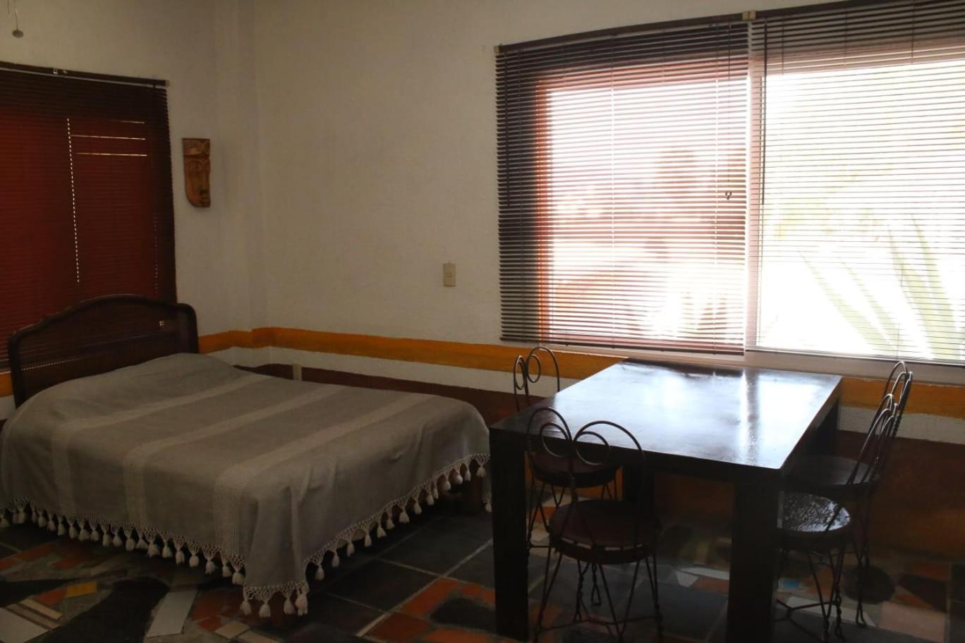 Casa Artista Bed & Breakfast Манзанило Екстериор снимка