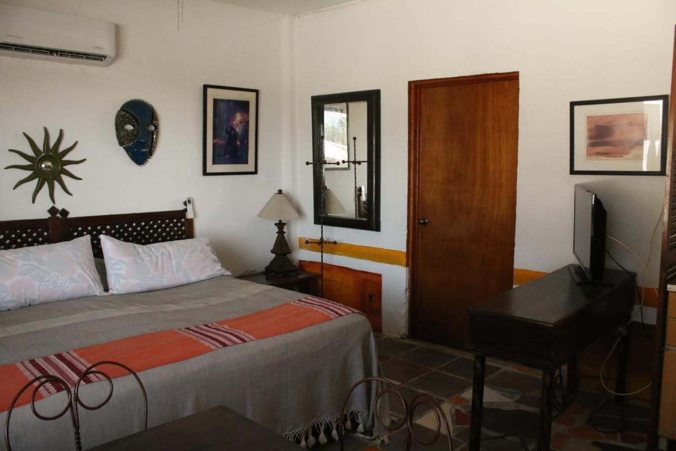 Casa Artista Bed & Breakfast Манзанило Екстериор снимка